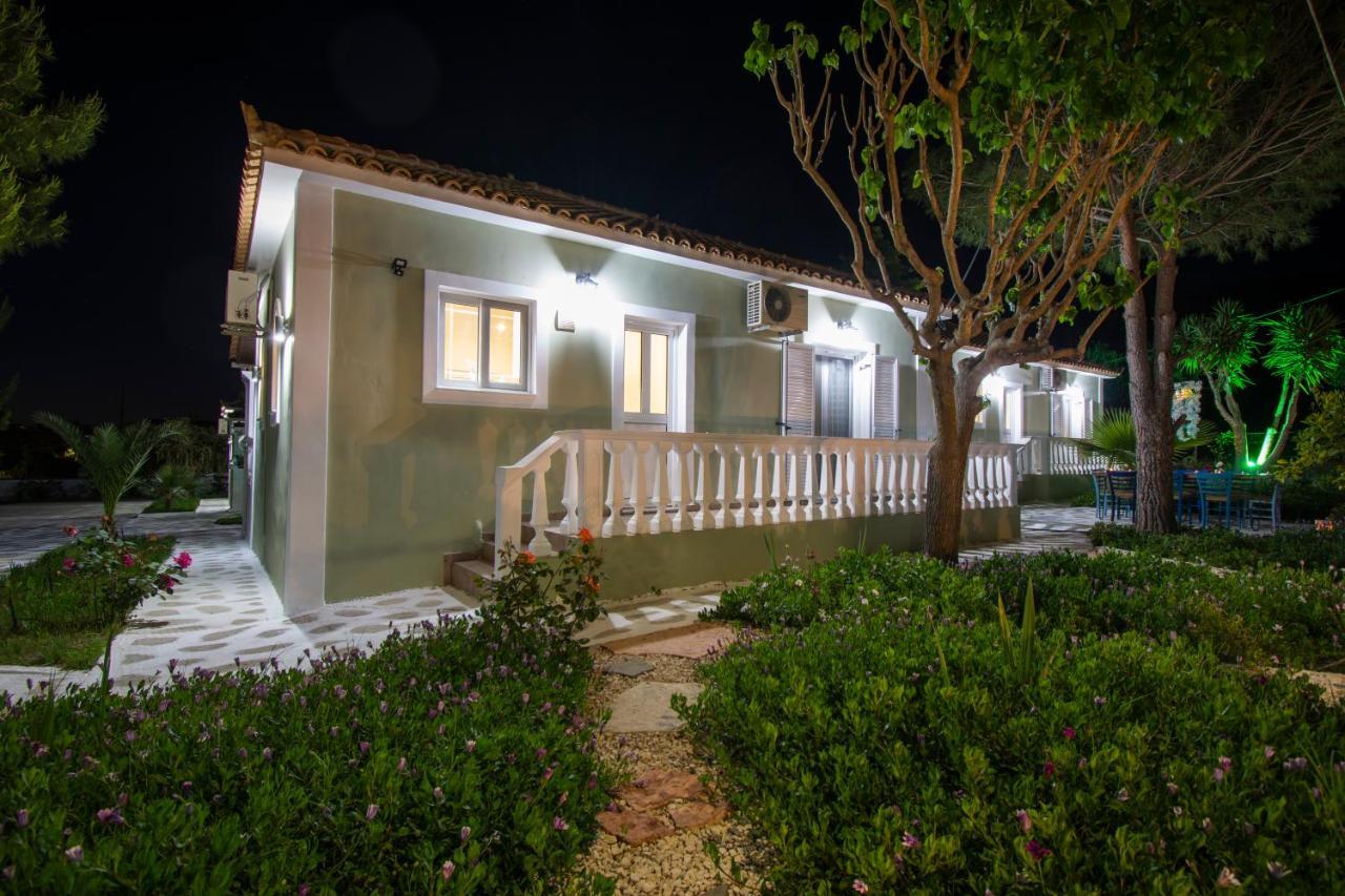 Villas Margaris Kalamaki  Exterior photo